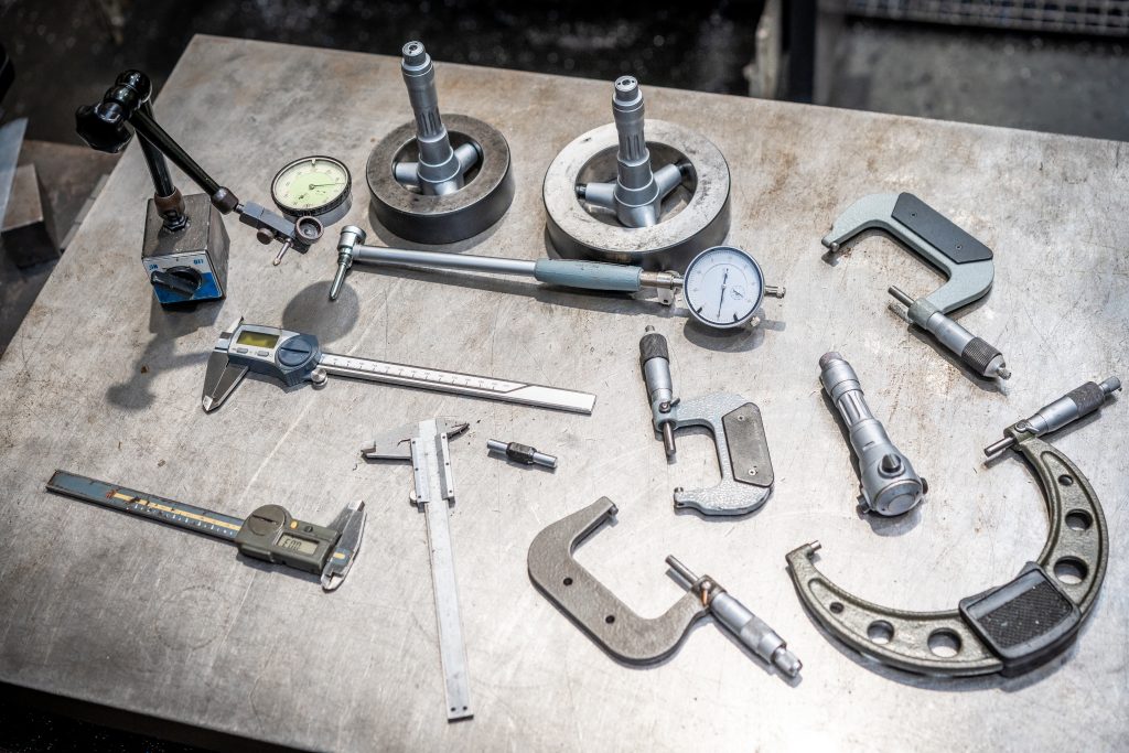 Machines of the metal industrial factory of the numerical control sector, product photo of tools