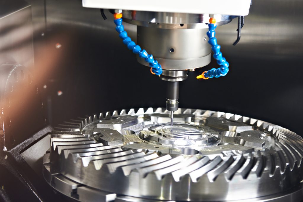 Milling machine with tubes for cooling
